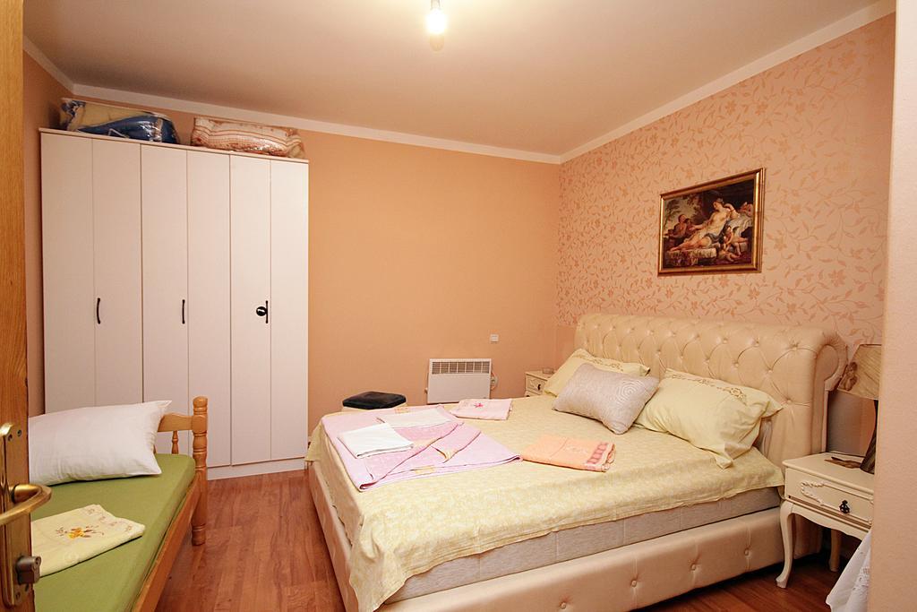 Apartmani Stari Grad Sutomore Room photo
